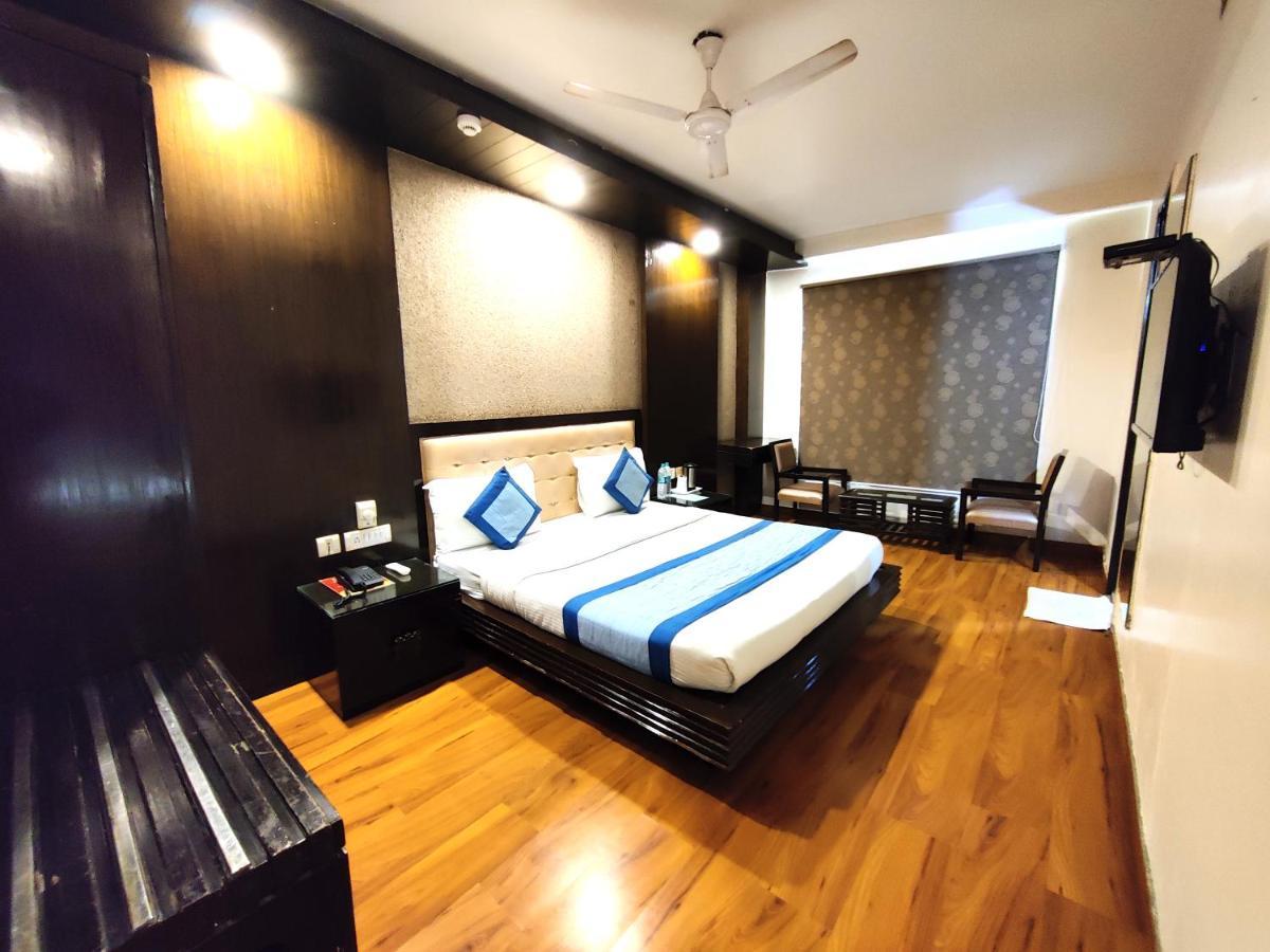 Stay At Hotel Pride, Delhi, Near Karol Bagh Metro Delhi (National Capital Territory of India) Exterior foto