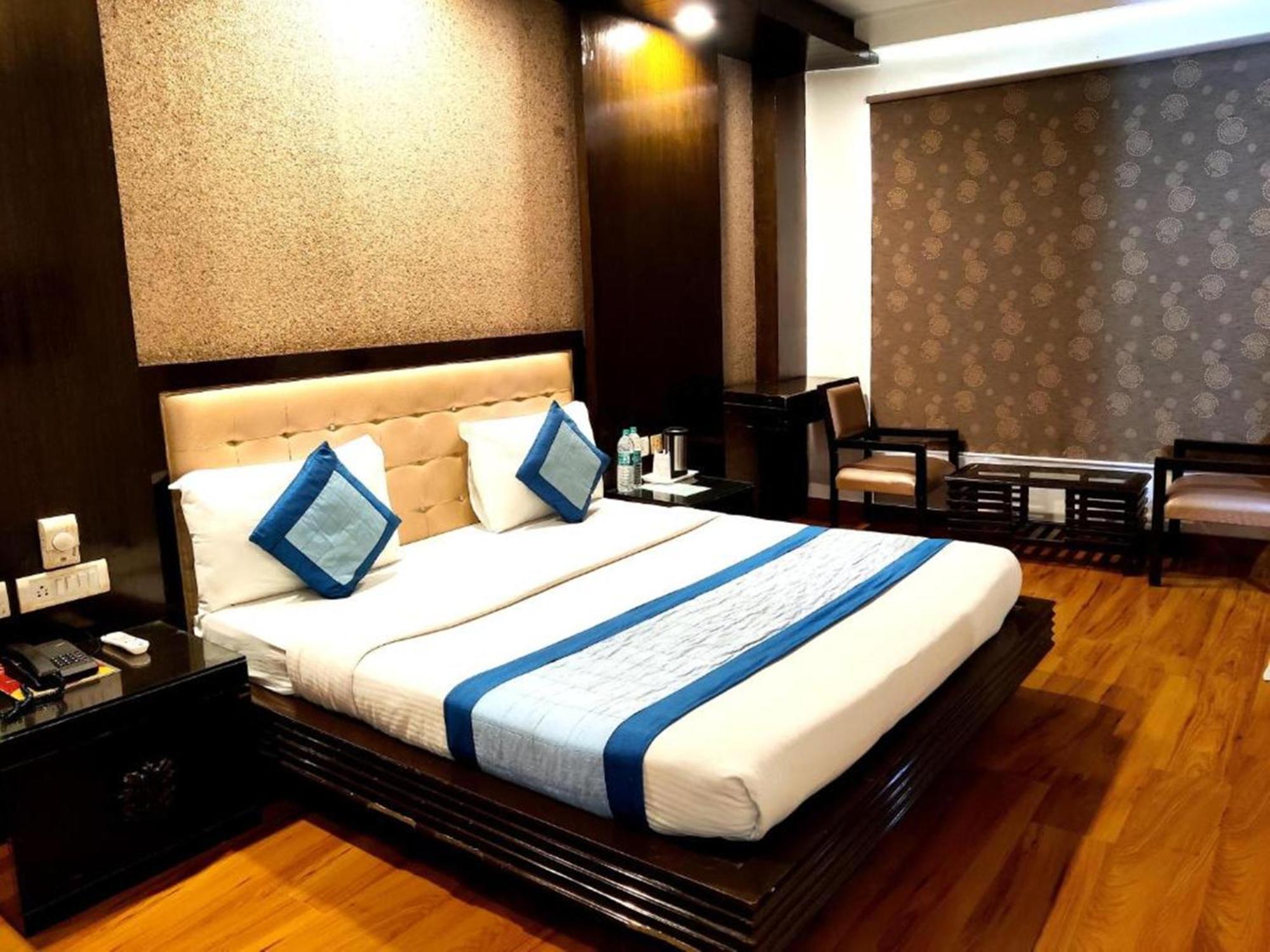 Stay At Hotel Pride, Delhi, Near Karol Bagh Metro Delhi (National Capital Territory of India) Exterior foto